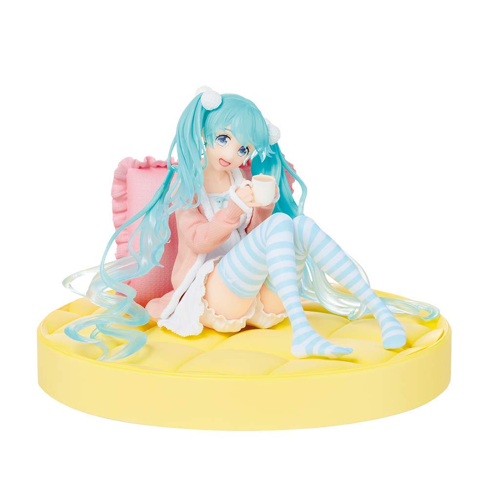 Hatsune Miku Figure (Plain Clothes Ver.)