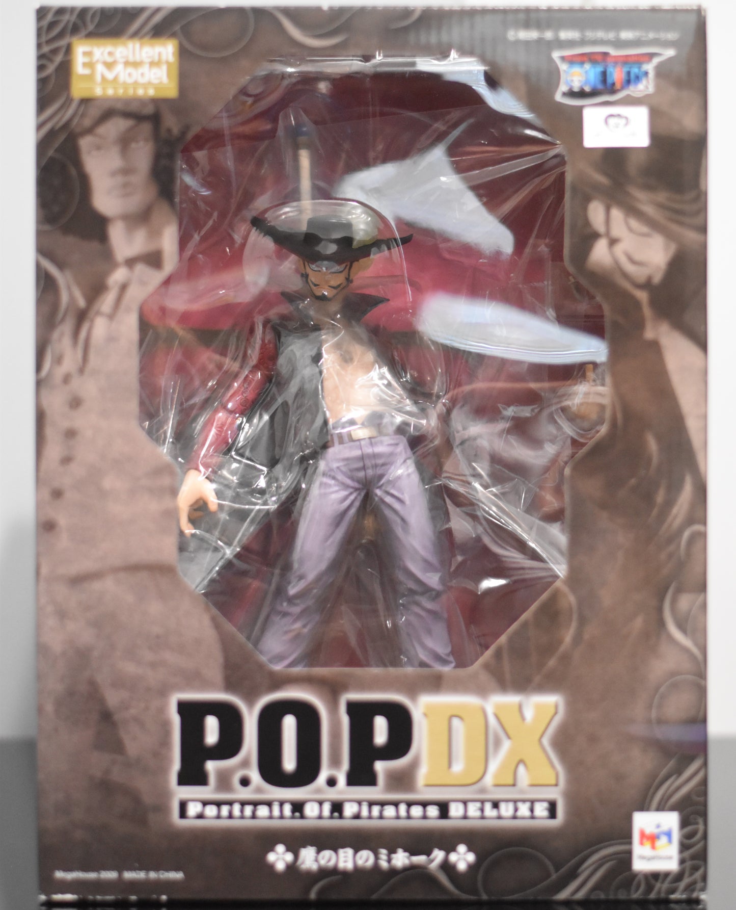 P.O.P. Mihawk Figure